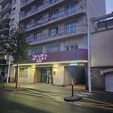 Otel Victoria Proche Stade De Rugby Et Centre 3*
