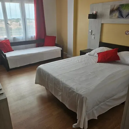 Victoria Hotel