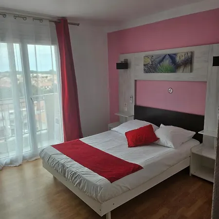 Victoria Proche Stade De Rugby Et Centre Otel